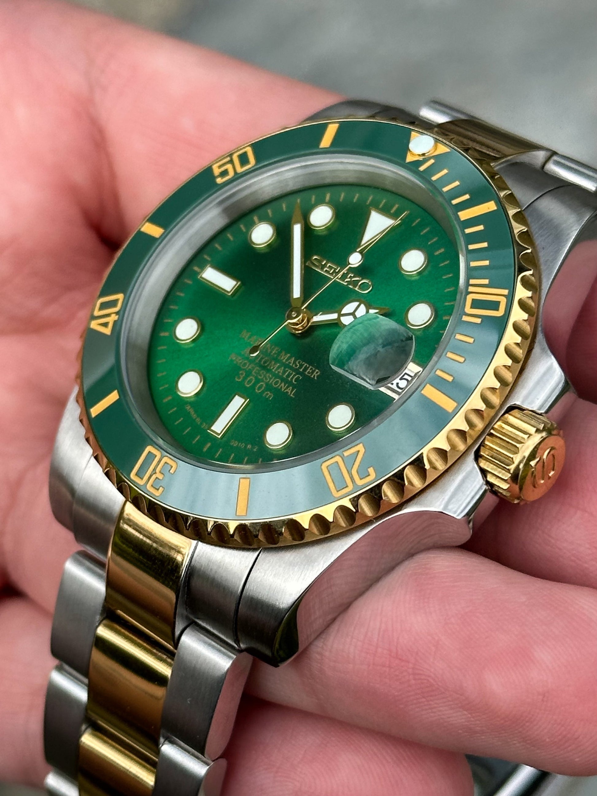 Seiko Mod Submariner Twotone Green