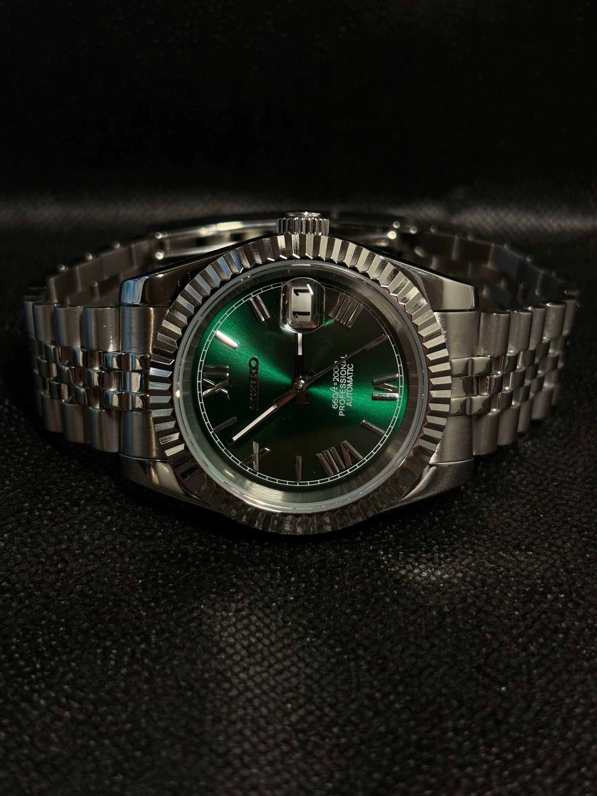 Seikojust- Hulk Roman Dial
